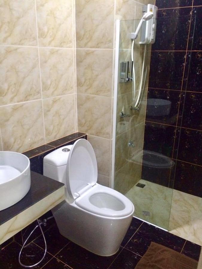 Dusita Residence ดุสิตา เรสซิเดนซ์ Пхетчабун Экстерьер фото